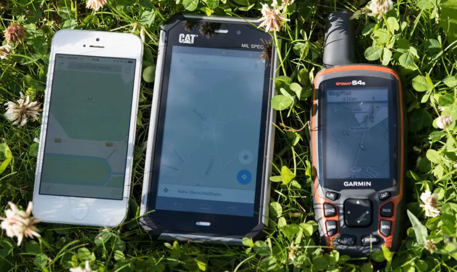 iPhone 5s, CAT S50 und Garmin GPSmap 64s im Displayvergleich