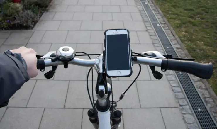 iPhone im SportCase gut im Blick