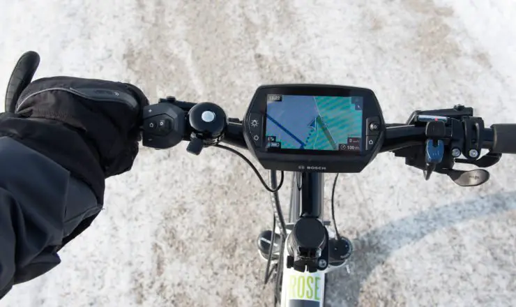 Bosch Nyon am Fahrrad im Winter
