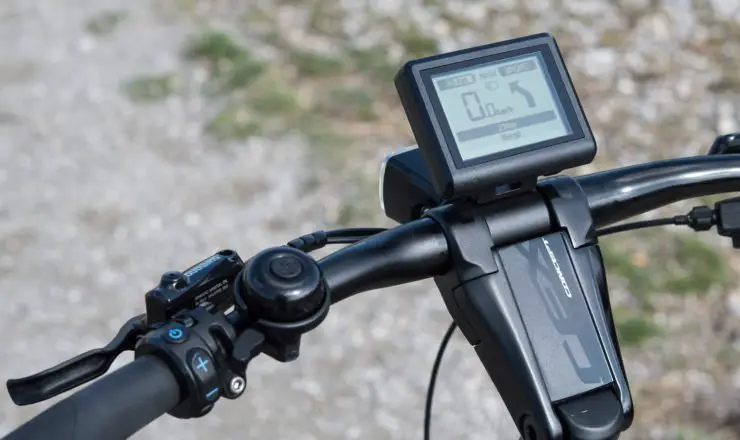 Lenker mit Display und Bedieneinheit