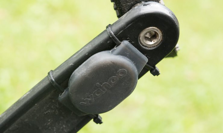 Wahoo Trittfrequenz Sensor mit Kabelbindern