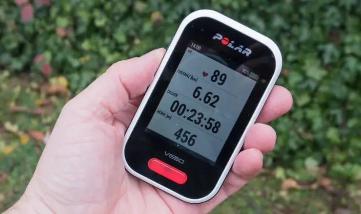 Polar V650 in der Hand