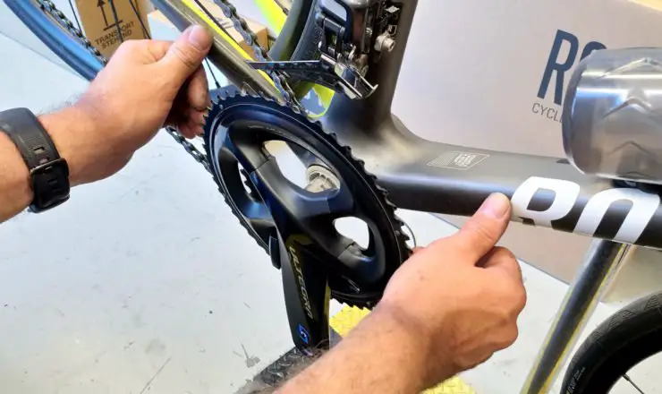 Montage der Kurbel mit Stages R Powermeter