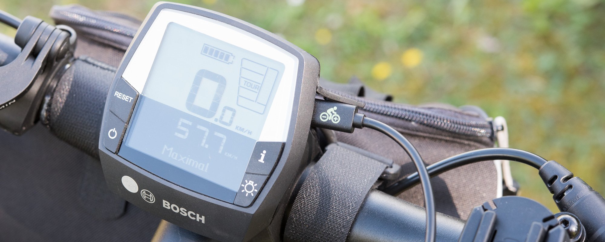Smartphone oder GPS am Bosch eBike laden