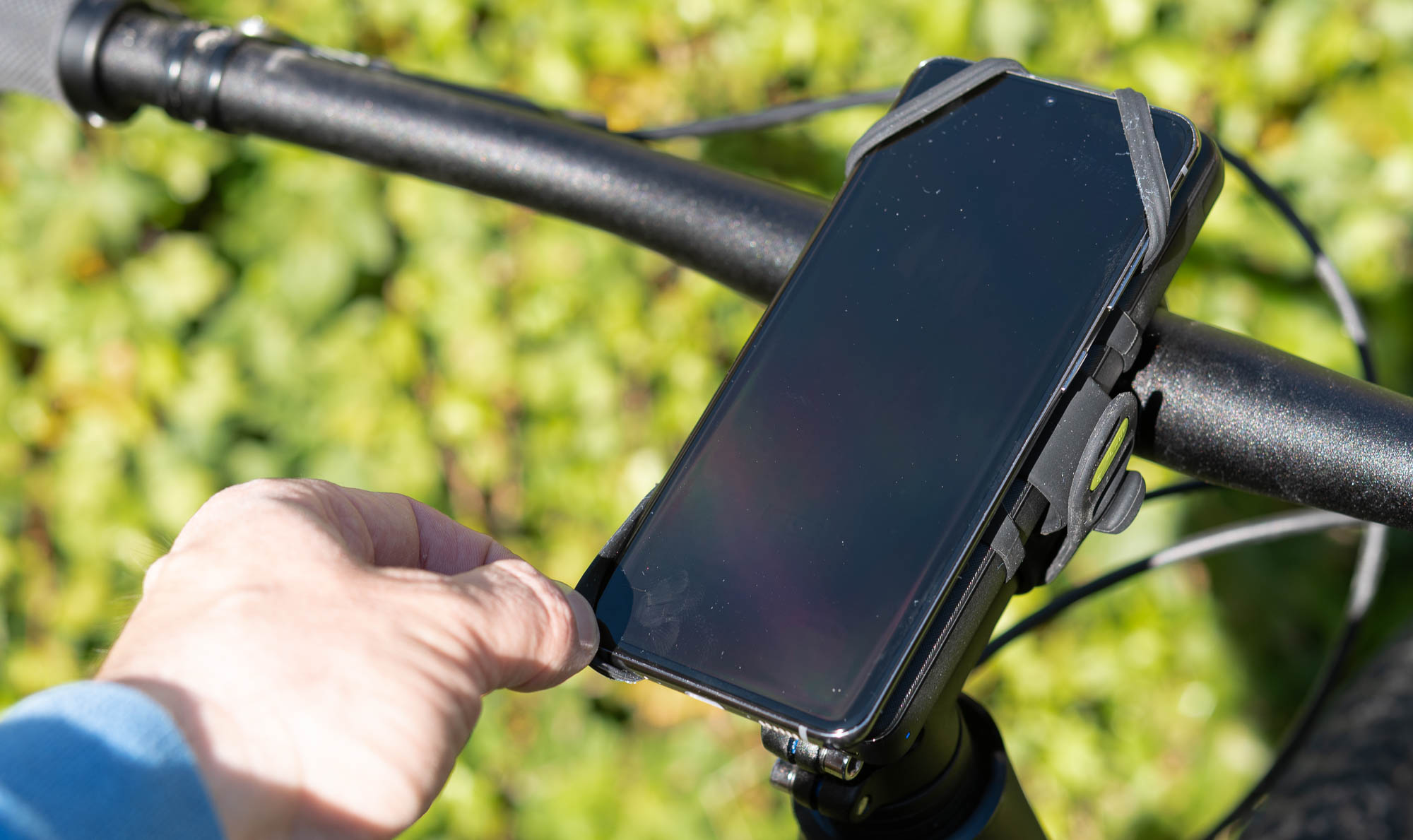 Fahrrad Handyhalterung für Rennrad Smartphone Bike Tie Pro 4 Bone