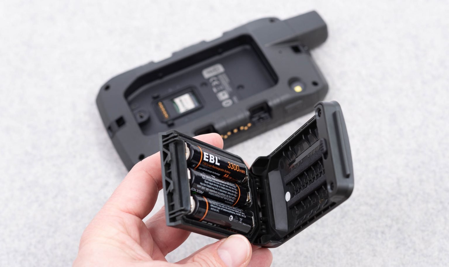 Garmin AA Batteriefach im Test ☑️ Für Montana 700 GPS
