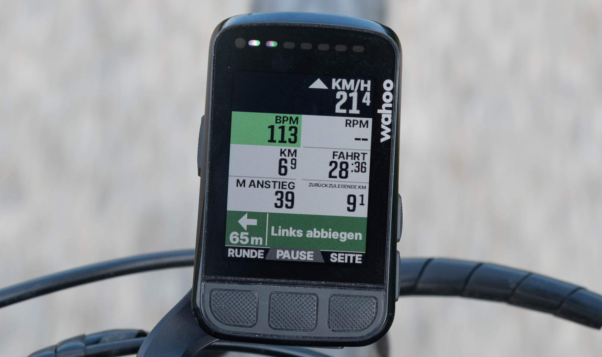 Wahoo ELEMNT BOLT v2 Test TOP Display