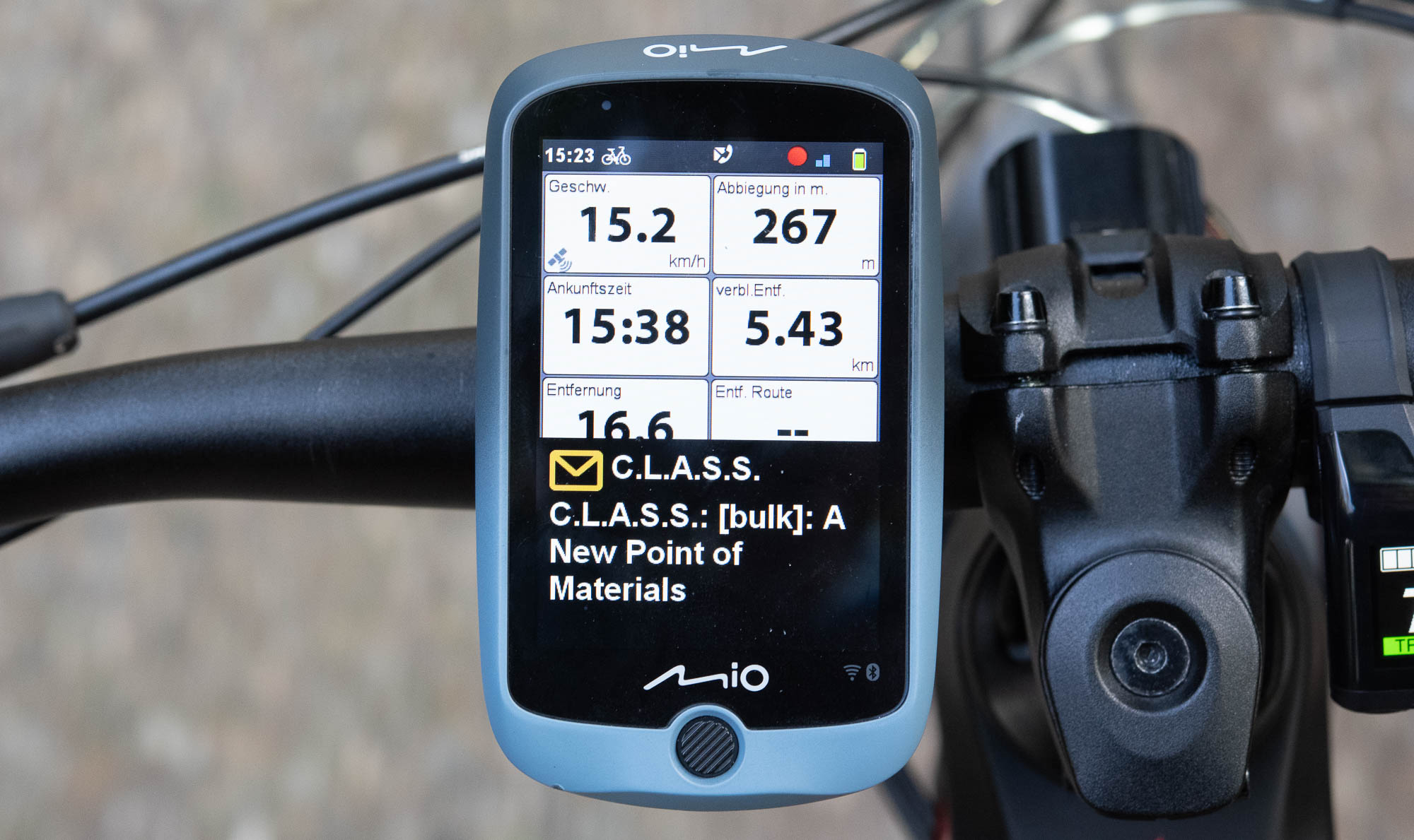 MIO DISCOVER: Fahrrad-Navi - 3,5 (8,9cm) Touch, GPS, EU, IPX5 bei reichelt  elektronik
