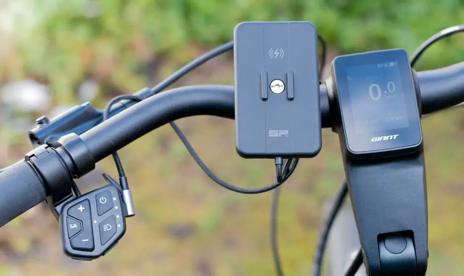 SP-Connect Qi-Lader am Giant RideControl