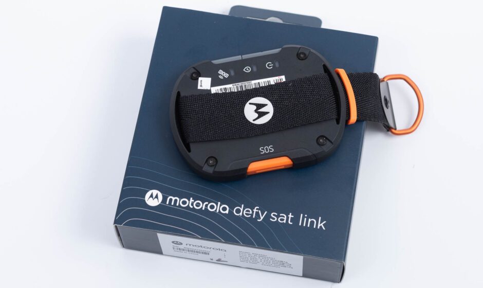 Motorola defy sat link