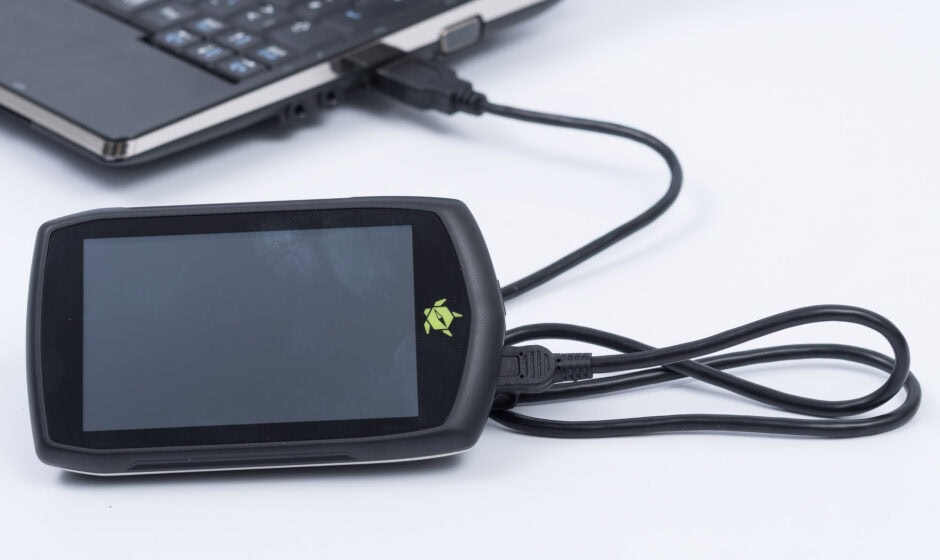Für Backup an den Computer anschließen